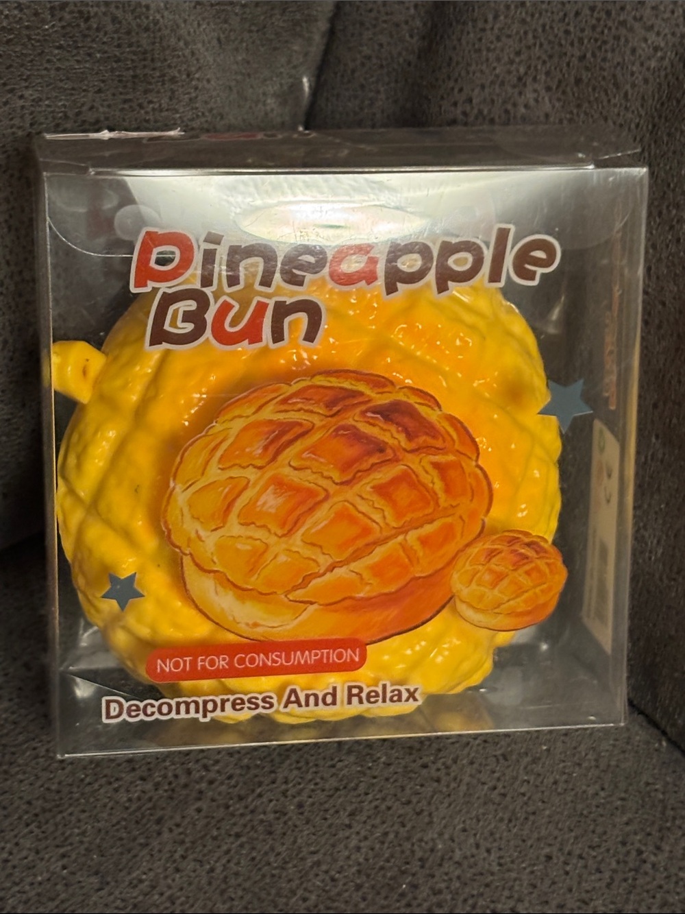 🍍 Decompress & Relax Squishy Toy - Crunchy Pineapple Bun 🍍